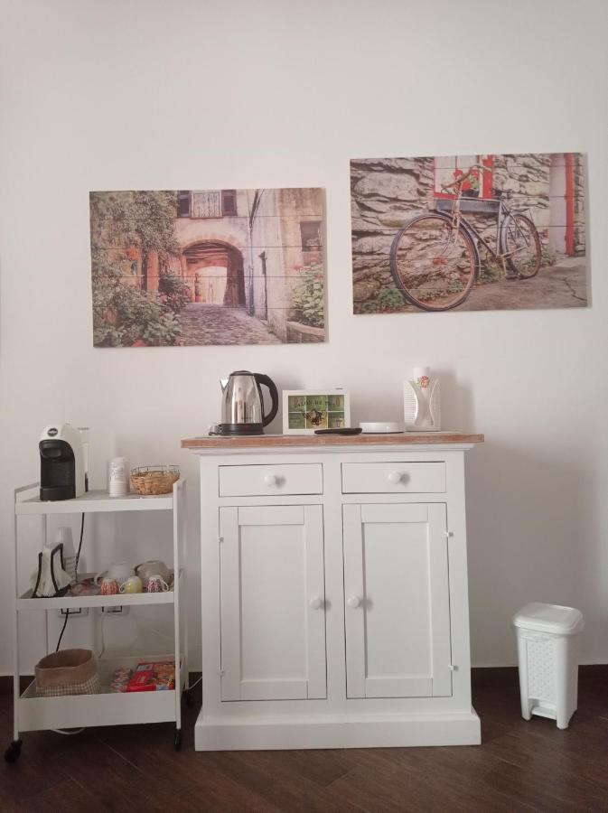 Al Molo 6 Apartment Палермо Екстериор снимка