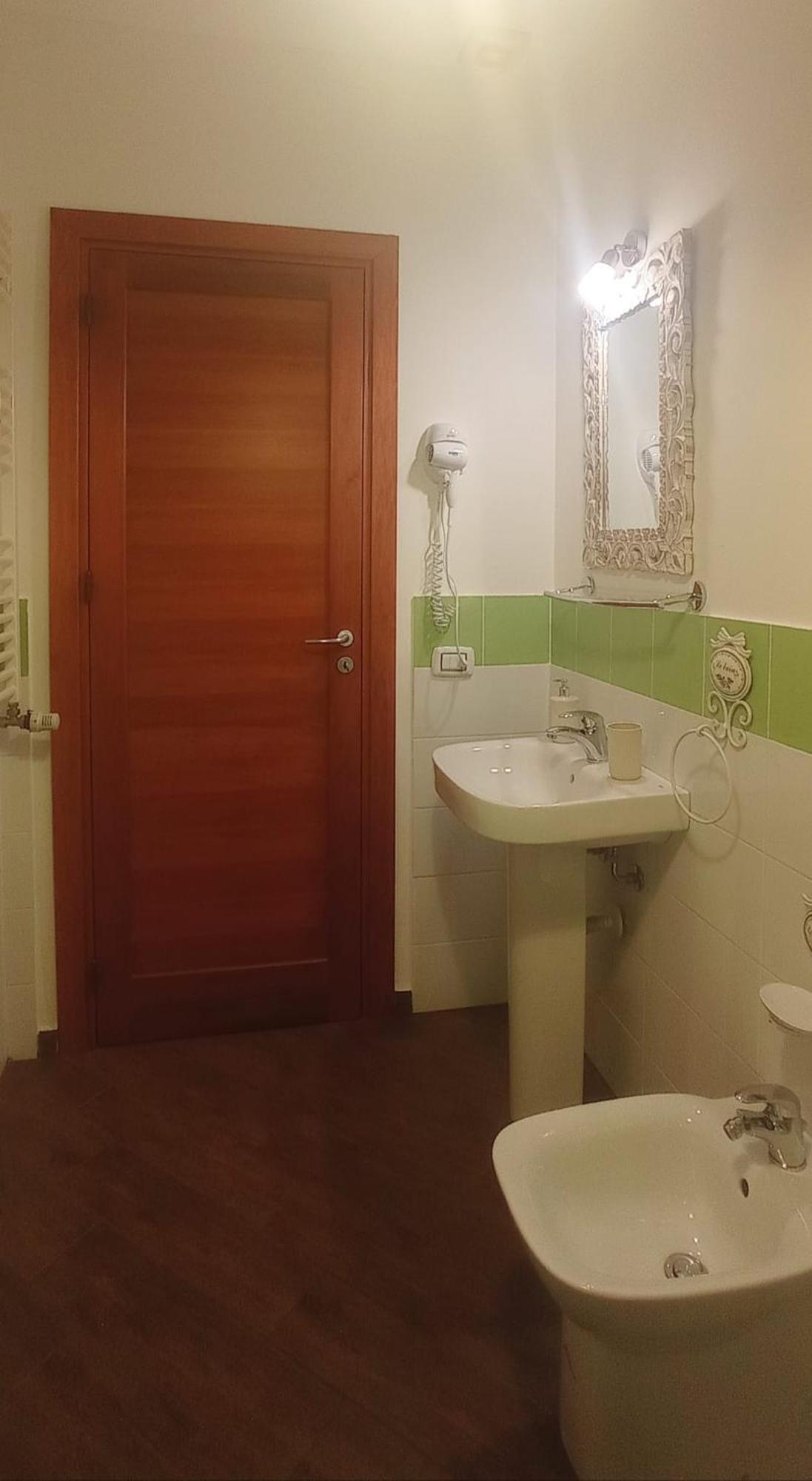 Al Molo 6 Apartment Палермо Екстериор снимка